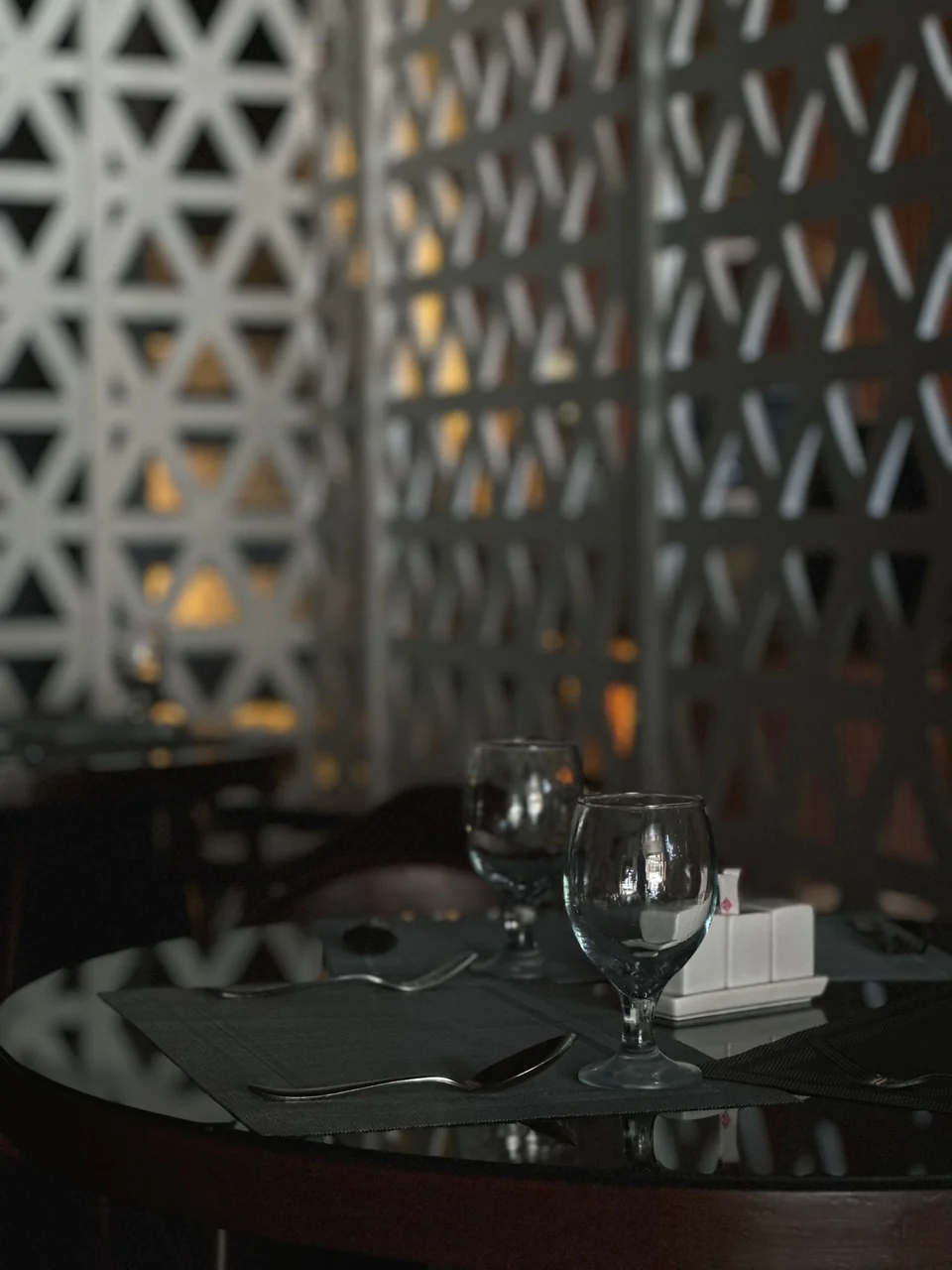Mesa de jantar elegante no restaurante