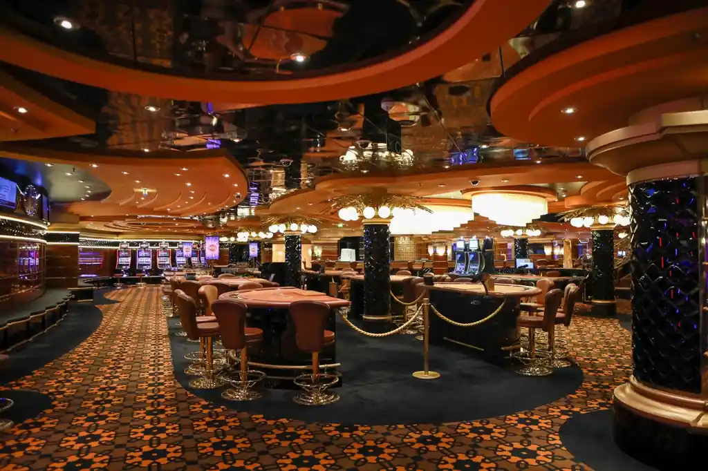 Ambiente sofisticado do casino